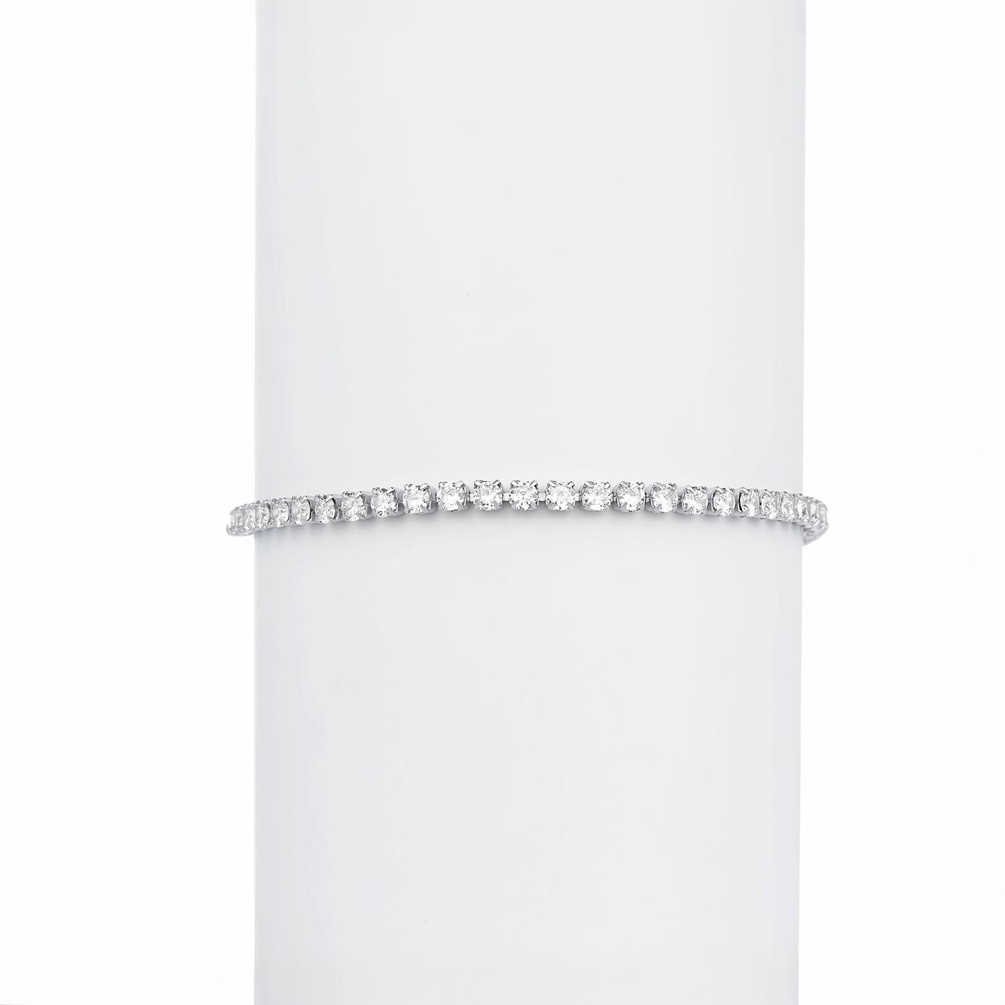 2.5 CT Diamond Tennis Bracelet in 18K Gold