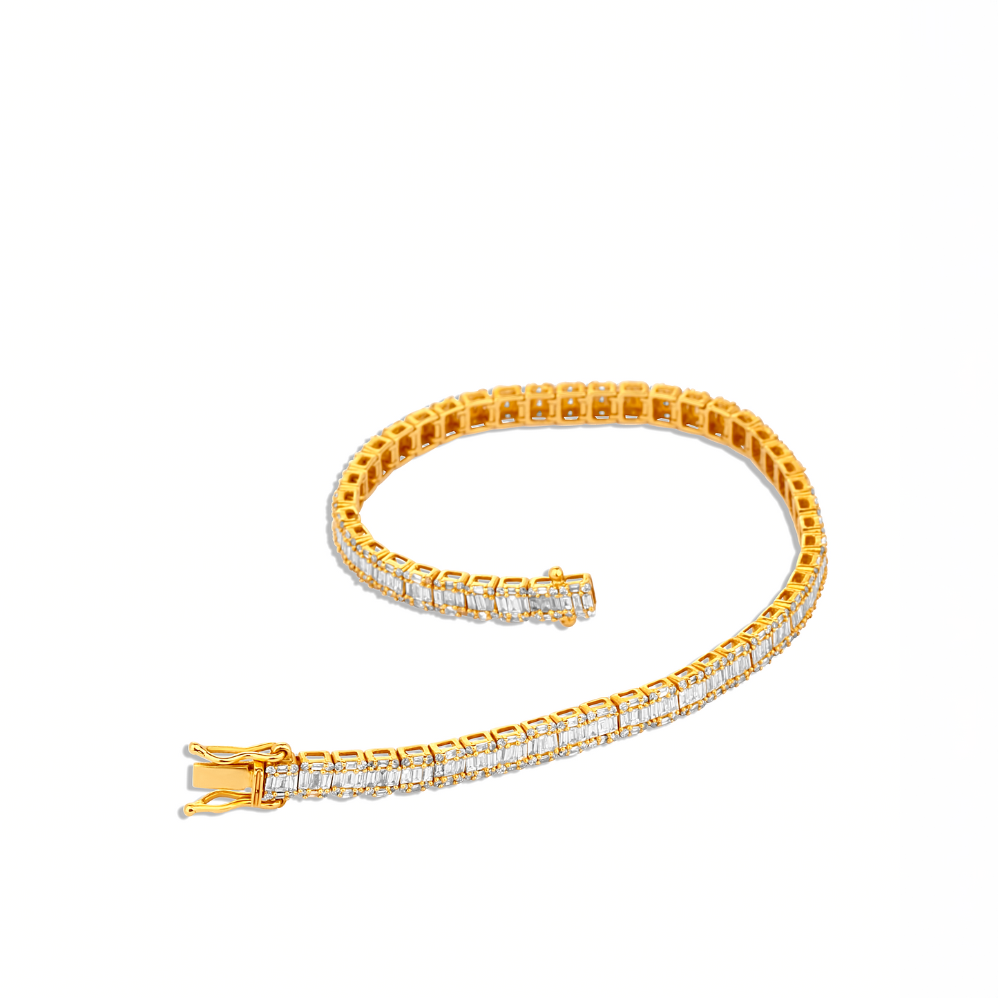 477 Pieces Diamond Bracelets in 18K Gold